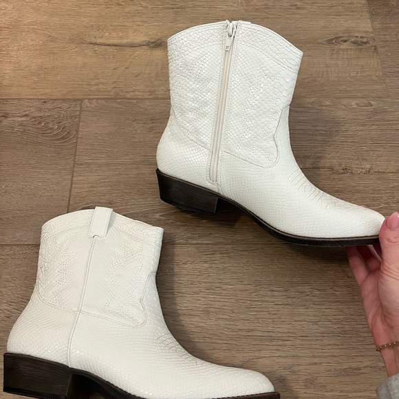 Free people white cowgirl boots - Picture 3 of 4